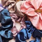 scrunchie-satijn-haarelastiek-haar-fashion-musthaves-ibiza-boutique