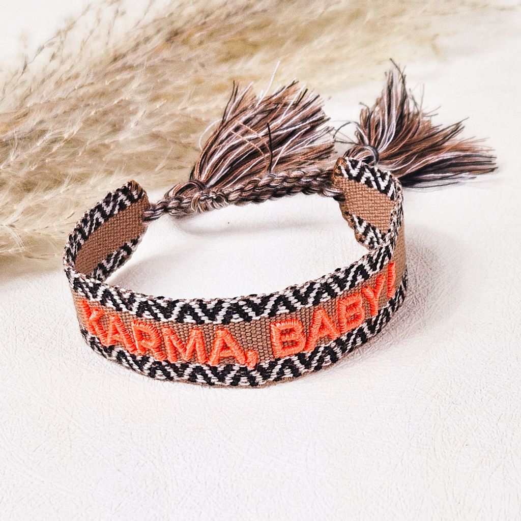 GEWEVEN ARMBAND KARMA, BABY geweven-armband-karma-baby-neon-statement-bracelet