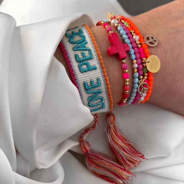 geweven-armband-love-peace-happiness-statement-bracelet