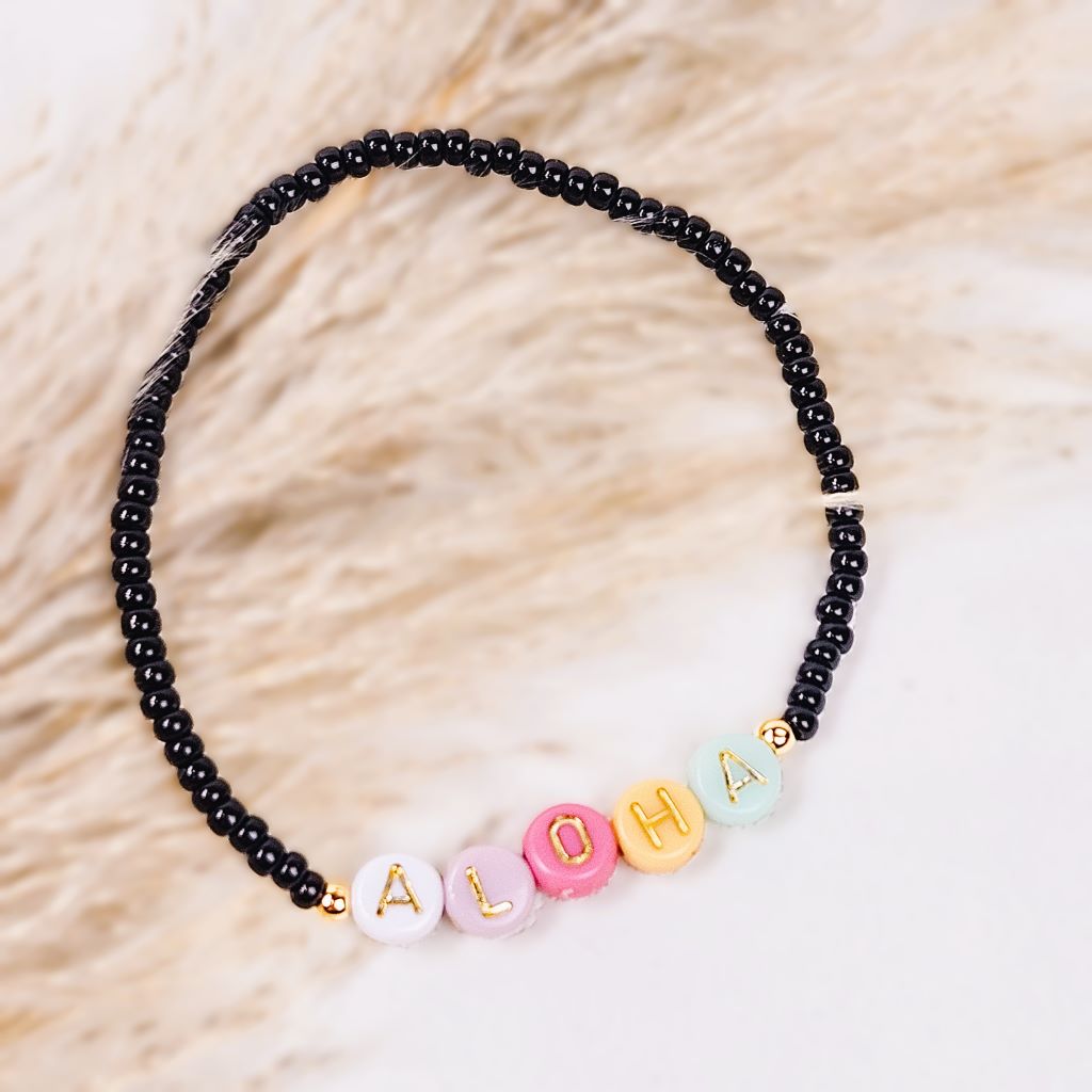 kralen-armbandje-aloha-zwart-elastiek-ibiza-style