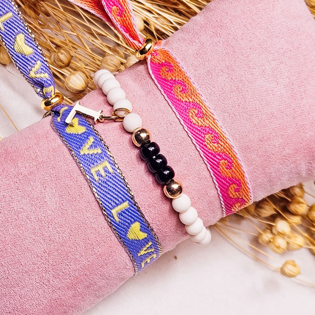lint-armbandje-kralenarmband-met-initiaal-letter