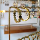 oorbellen-hartjes-goud-big-hearts-earrings