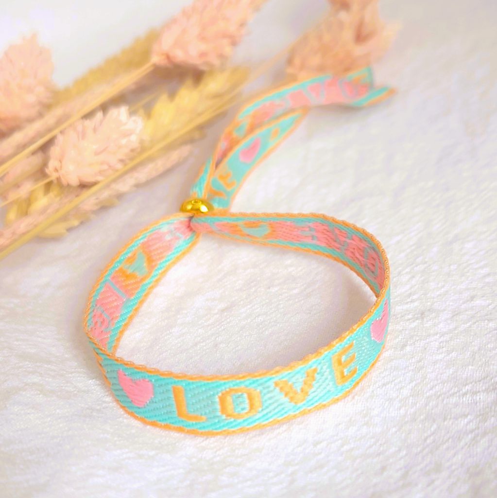 armbandje-geweven-lint-love-blauw-lichtgroen-oranje-festival-armbandje-fashion-sieraden-musthaves-ibiza-boutique
